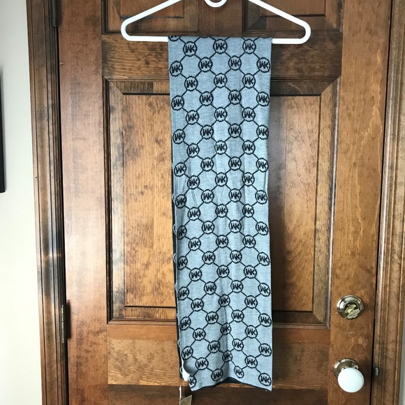 MICHAEL Michael Kors Accessories - MICHAEL Michael Kors Light/Charcoal Gray Scarf